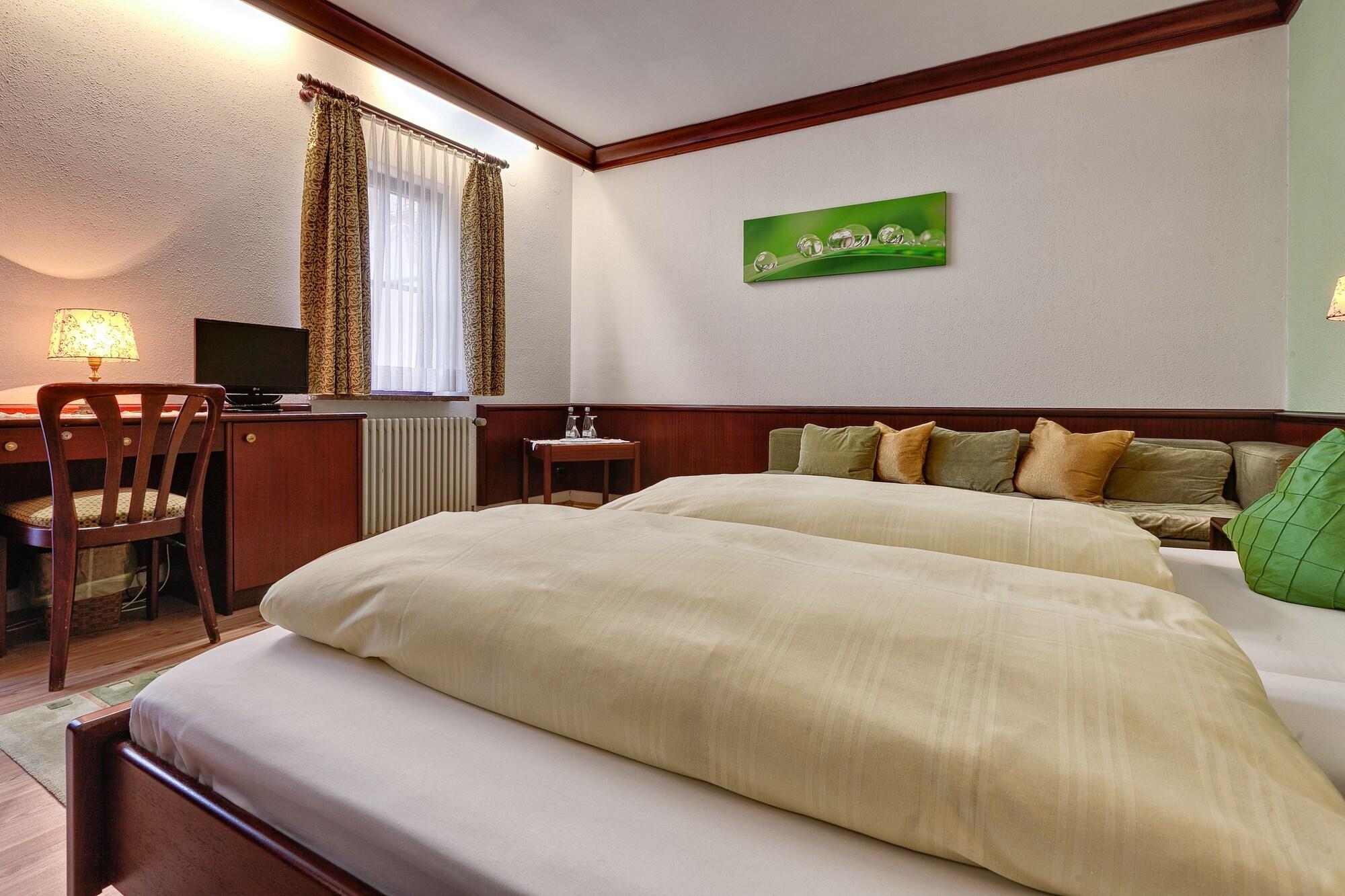Hotel Lamm Remshalden Esterno foto