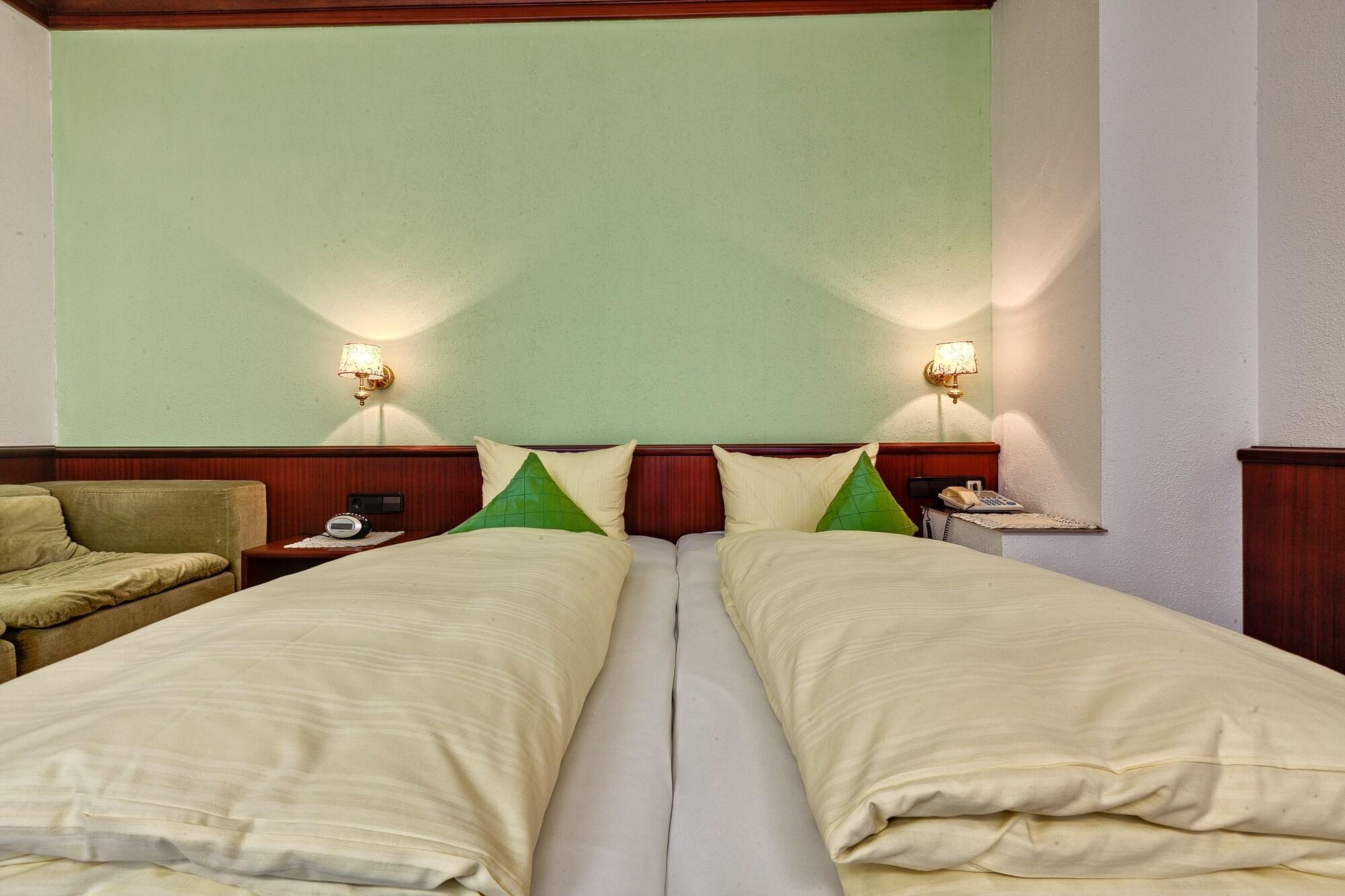 Hotel Lamm Remshalden Esterno foto